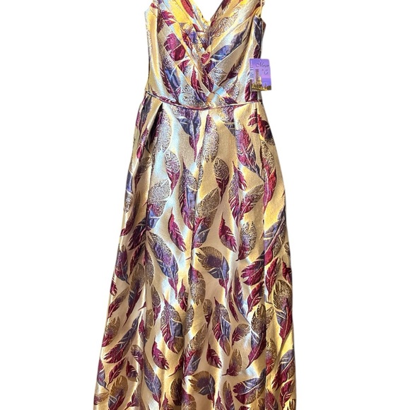 Morgan & Co. Dress - Picture 3 of 4